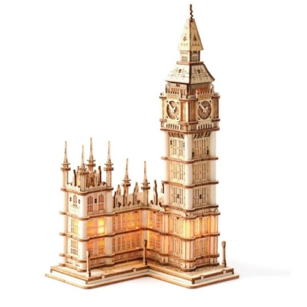Trähänge som representerar den berömda Big Ben, en ikonisk symbol för London, perfekt för dekoration eller som samlarobjekt.
