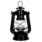 Vintage campinglampa i svart metall med handtag, idealisk för utomhusbruk eller aktiviteter, som ger en retro och praktisk touch till din utrustning.
