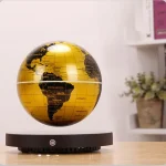 Dekorativ vetenskaplig glob med LED-belysning, perfekt för kontors- eller sovrumsinredning, som noggrant representerar världens geografi.