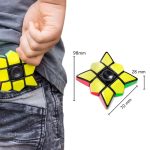 Giant Rubik's Cube med exakta mått, designad för pusselentusiaster och samlare, perfekt för att stimulera tankeverksamhet och fingerfärdighet.