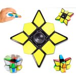 Modulär Rubik's Cube-pyramid med inbyggd högtalare, idealisk för vetenskaplig och lekfull dekoration, som kombinerar pussel och teknik för vetenskapsentusiaster.
