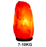 Himalayasaltlampa, vikt 7 till 10 kg, belyst, som ger en varm och avslappnande atmosfär.