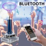 Vetenskaplig plasmaenhet med Bluetooth-anslutning, som gör det möjligt att spela musik samtidigt som den skapar imponerande visuella effekter. Perfekt för dekoration och animation.