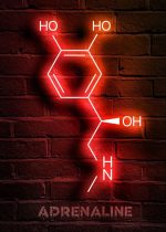Neonillustration av kokainmolekylen i röd färg på en tegelvägg, som representerar den kemiska strukturen med sina hydroxyl- och aminogrupper.