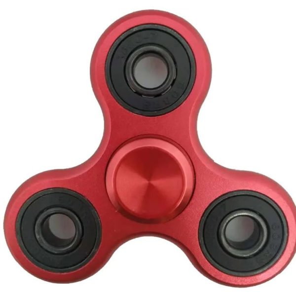 Avkopplings- och koncentrationsaccessoar, röd fidget spinner i metall med svarta lager för en smidig och hållbar rotation. Perfekt för att minska stress och förbättra koncentrationen.