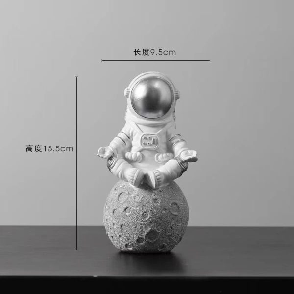 Astronautfigur, vetenskaps- och rymdekor, idealisk för entusiaster av universum och rymdutforskning.