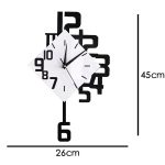 Väggklocka i modern design med svarta siffror och vit urtavla, perfekt för modern inredning, mäter 45 cm hög och 26 cm bred.