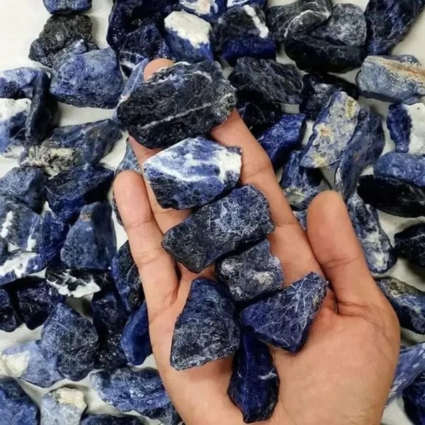 Rå sodalit, mineralsamling.