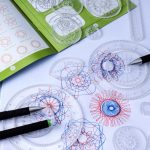 Utbildningsaccessoar för geometri för barn, ritcirkel för att lära sig symmetri och geometri, vetenskapligt ritkit för unga studenter.