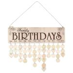 Trätavla med inskriptionen "Family Birthdays" för födelsedagsfestdekoration i familjen.