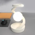 Designad skrivbordslampa i vit spiral med mjukt ljus, idealisk för arbetsutrymme eller vetenskaplig dekoration.