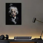 Konstnärligt porträtt av Albert Einstein med en modern stil, perfekt för kontors- eller vetenskapsutrymme.