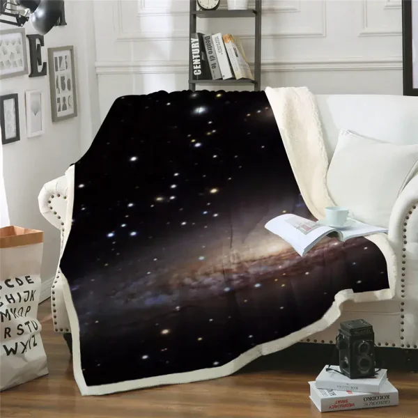 Väggtavla som föreställer en scen från rymden med stjärnor och galaxer, idealisk för att dekorera ditt vardagsrum eller sovrum med en touch av universum.