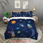 Sängfilt med rymdmönster, astronauter, planeter och raketer.