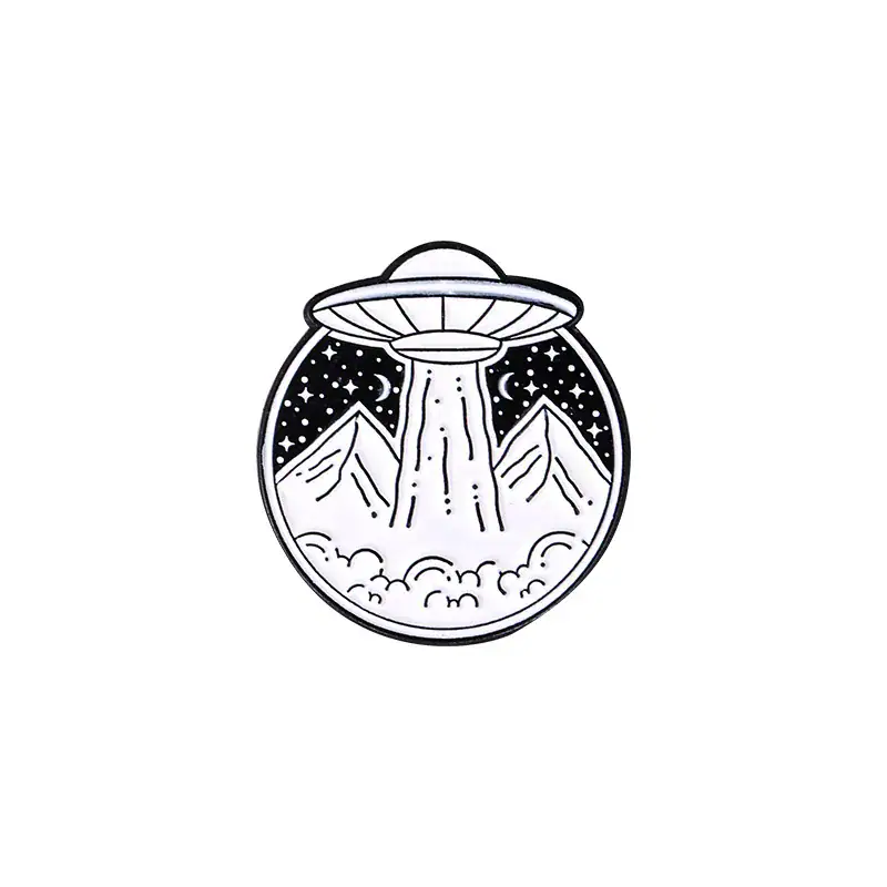 Framtida rymdskepp mot bakgrund av berg och stjärnig himmel, minimalistisk illustration i svart och vitt, som väcker tankar om science fiction och rymdutforskning.