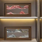 Dekorativa glaspaneler som föreställer stiliserade berg, inramade i trä, perfekta för en modern och elegant dekoration.