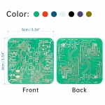 Grönt akryl elektroniskt kretskort med mönster av kretskort, idealiskt för dekoration eller vetenskapliga projekt. Mått: 9 cm x 9 cm, modern och teknisk design.