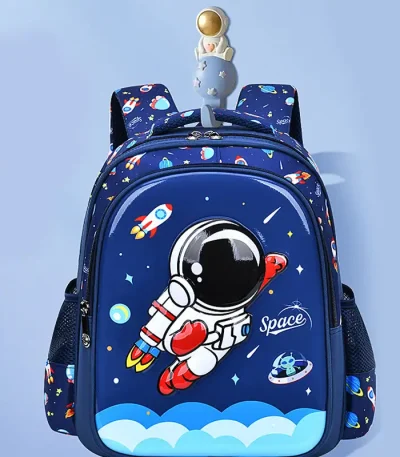 Barnryggsäck med astronaut- och rymdmotiv.