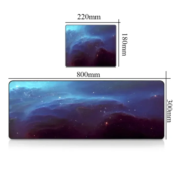 Dekorativt panel med galaxmotiv, dimensioner 800x300mm, perfekt för inredning inspirerad av universum och astronomi.
