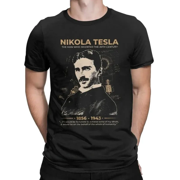 Svart t-shirt med porträtt av Nikola Tesla, uppfinnare och ingenjör, som illustrerar hans bidrag till vetenskap och teknik.