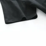 Svart bomullstyg för vetenskaplig dekoration, perfekt för skapelser och tillbehör relaterade till vetenskap, med en mjuk och elegant textur.