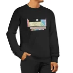 Svart sweatshirt med mönster av vetenskapligt periodiskt system, avslappnad stil, perfekt för kemientusiaster och vetenskap.