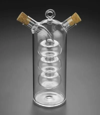 Transparent glasvas i vetenskaplig stil med två korkproppar, designad för dekoration eller experimentering. Perfekt för laboratorie- eller vetenskaplig stil.