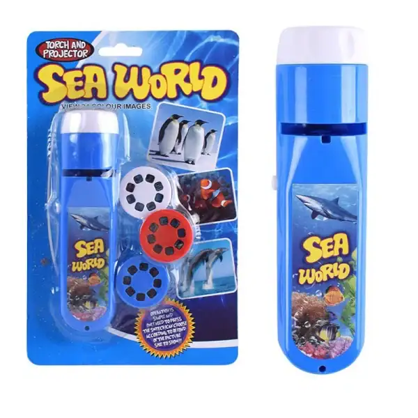 Utbildande undervattensutflykt med lampa och projektor Sea World.