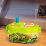 Färgglad akvarievase med plastsköldpadda, vattenväxter och dekorativa element, perfekt för vetenskaplig eller utbildande dekoration.