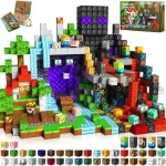 Modell av en pixelerad varelse i färgglada byggklossar, med dekorativa element och varierande detaljer, perfekt för spel- och geek-dekoration.