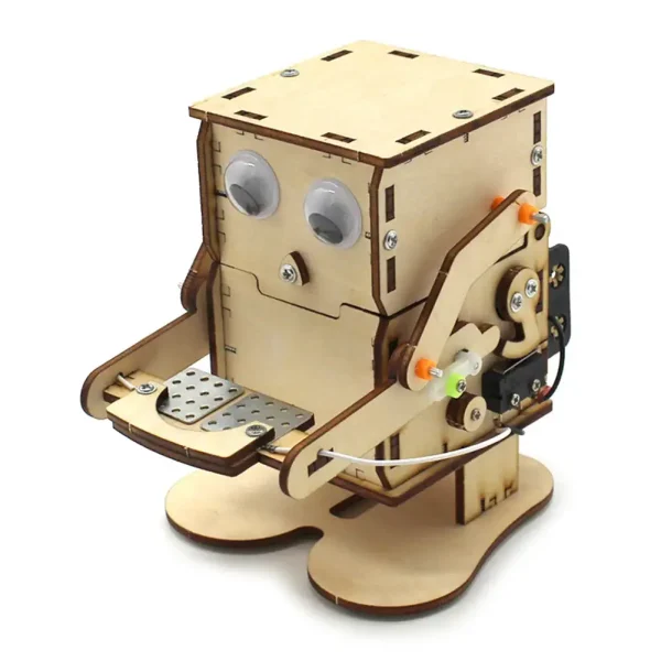 Trärobot med knappögon, rörliga armar och stabil bas, idealisk för lärande och vetenskaplig dekoration.