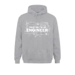 Grå hoodie med sloganen "Trust me, I'm an engineer" och tekniska mönster.