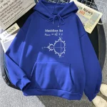 Mandelbrot-hoodie med matematiskt uttryck och fraktal.