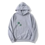 Hoodie i bomull med design av det periodiska systemet för kemiska element.