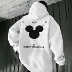 Hoodie som illustrerar vattenmolekylen, symbol för vetenskap och forskning. Perfekt för vetenskapsentusiaster eller som en utbildningspresent.